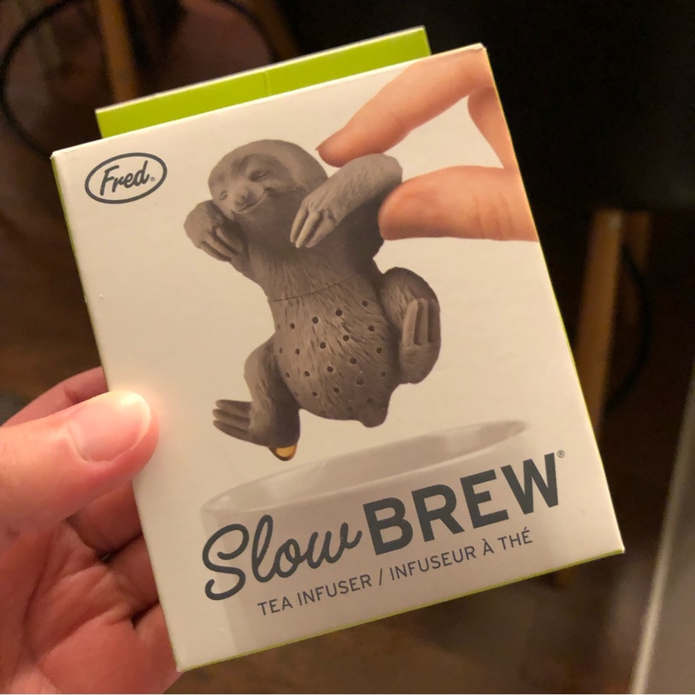 Adorable sloth tea infuser!